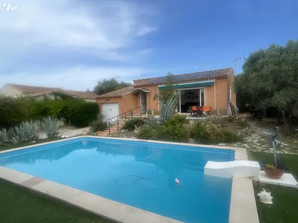 Vends maison - 80 m² - 3 pièces, 2 chambres - Coudoux 13111