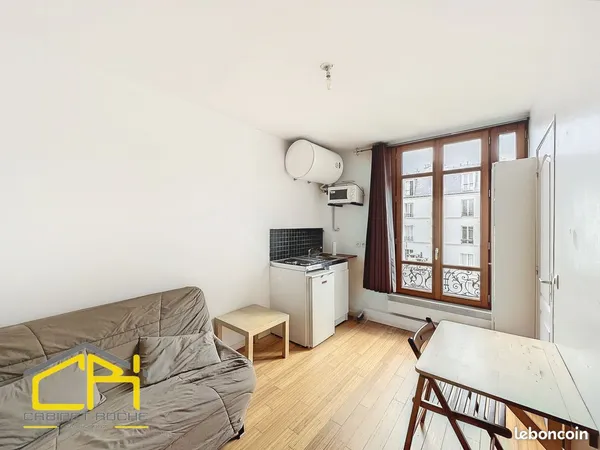 Studio 1 pièce 13 m²