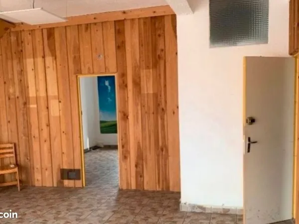 Box de stockage 80m2