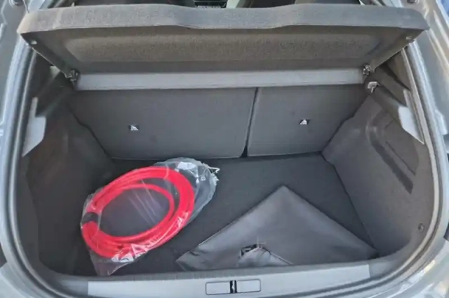 Peugeot 208 electrique 50 kwh 136ch — photo 34