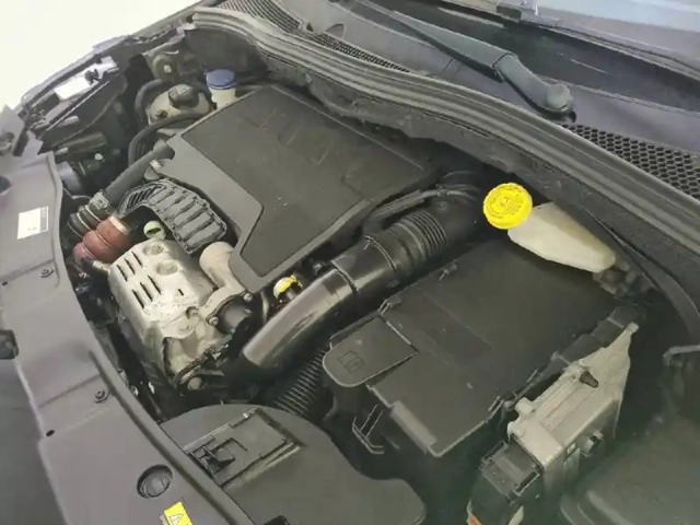 Peugeot 2008 puretech 110ch s&amp;s bvm6 — photo 36