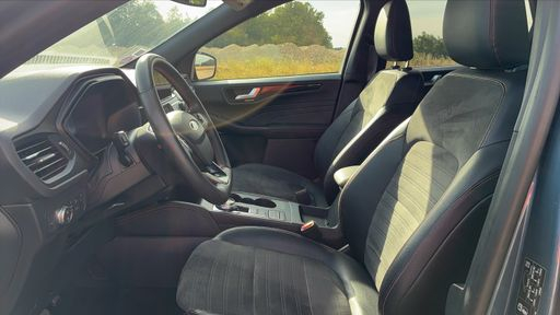 Ford Kuga 2.5 Duratec 190 Hybrid 4x2 CVT - ST-Line X – 2021 – 102040 km – Hybride essence – Boîte Automatique — photo 22
