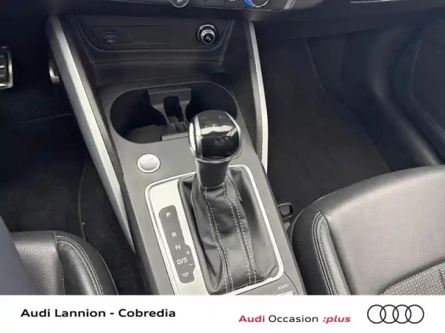 Audi Q2 35 tfsi 150ch s line plus s tronic 7 — photo 14