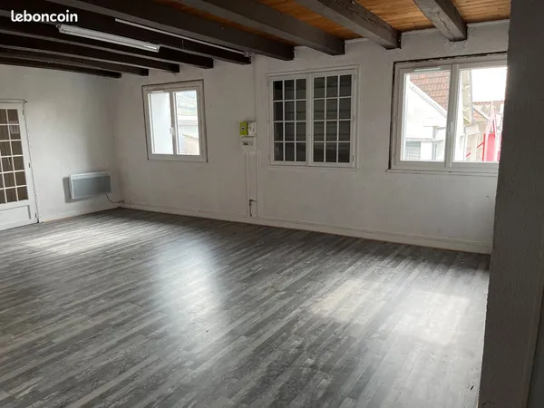 40 m² à louer - 1er étage - LA PONETIE