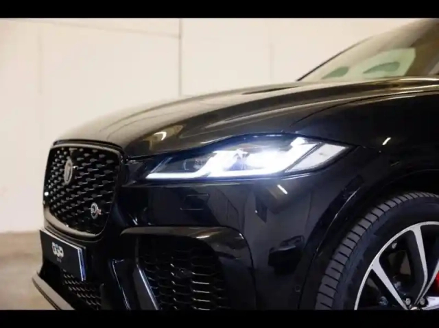 Jaguar F-Pace svr 5.0 550ch bva8 awd — photo 13