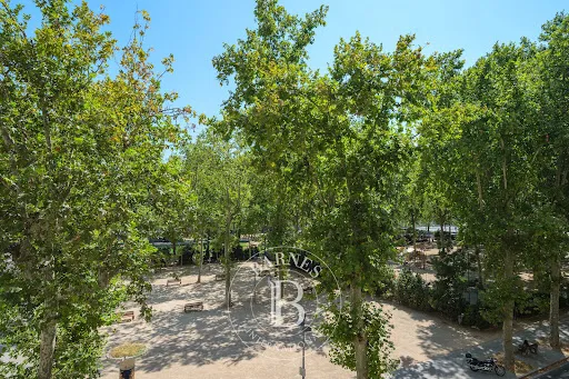 Appartement 5 pièces 153 m²
