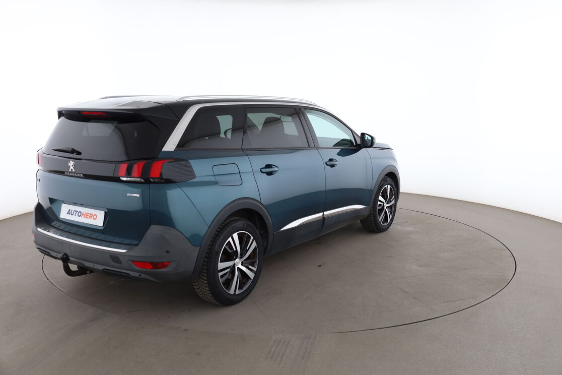 Peugeot 5008 1.2 PureTech Allure — photo 5