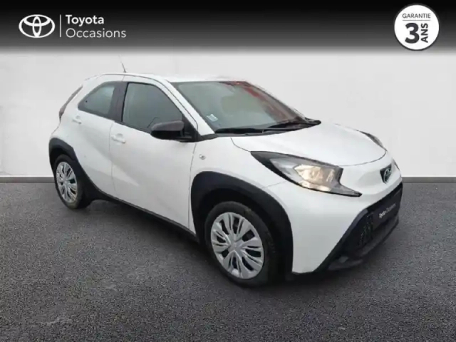 Toyota Aygo X 1.0 vvt-i 72ch dynamic my23 — photo 11
