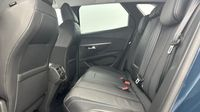 Peugeot 3008 HYBRID 225ch Allure e-EAT8 — photo 10