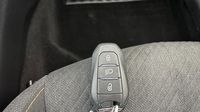 Peugeot 208 1.2 100ch S&S Style — photo 16