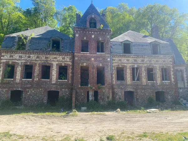 Maison 7 pièces 350 m²