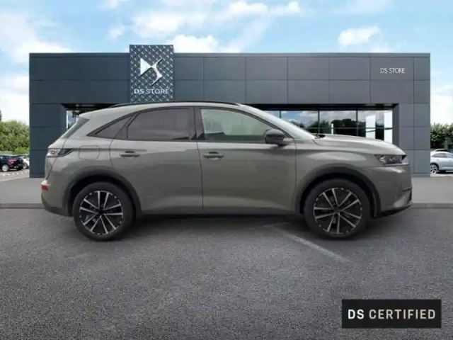 Ds Ds 7 1.6 plug-in hybrid 225ch pallas — photo 4