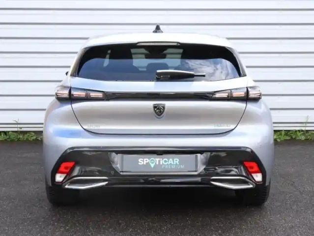 Peugeot 308 phev 180ch allure pack e-eat8 — photo 6