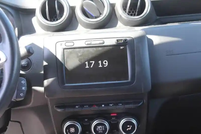 Dacia Duster blue dci 115 4x2 — photo 13
