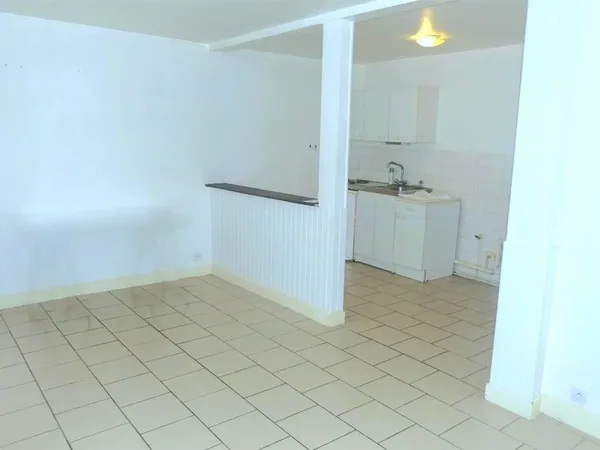 Studio 25m², cuisine ouverte, proche Université