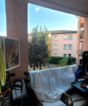 Allouer une chambre. À barrières de Paris