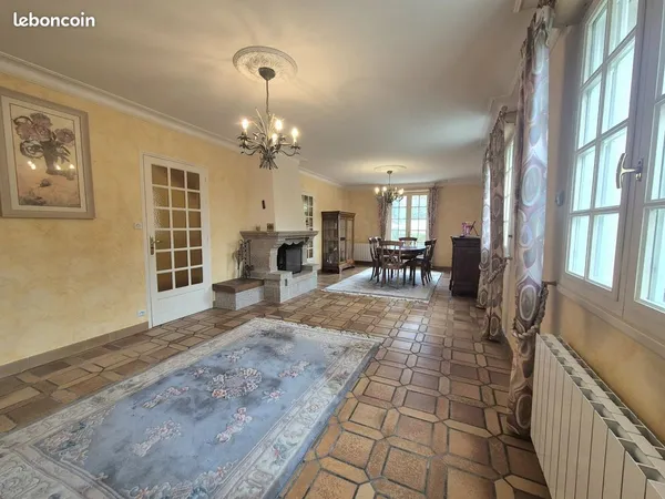 Pavillon 7 pièces 135 m²