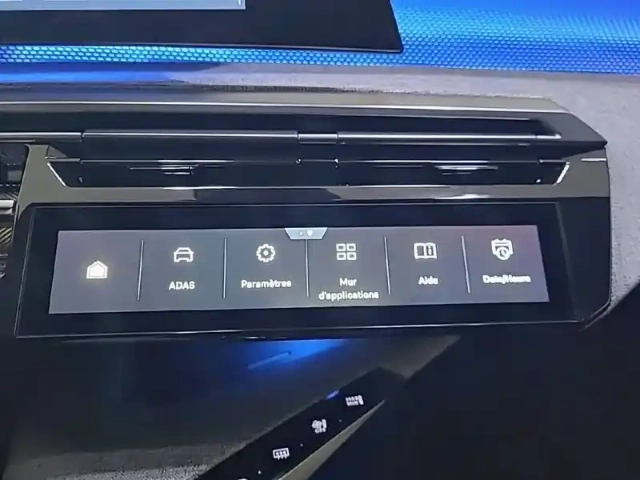 Peugeot 3008 hybrid 136 e-dcs6 — photo 26