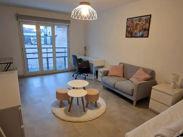 Location appartement meublé 1 pièce 31 m² Nancy Centre (proximité gare)