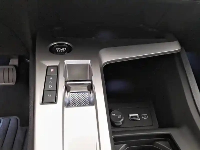 Peugeot 308 sw hybrid 145 e-dcs6 — photo 60