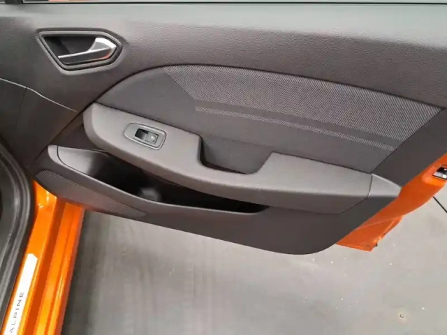 Renault Clio tce 90 — photo 25
