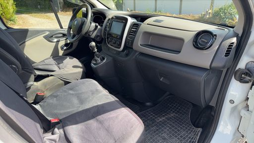 Renault Trafic 1.6 dCi 120 - L2h1 Grand Confort – 2019 – 141705 km – Diesel – Boîte Manuelle — photo 10