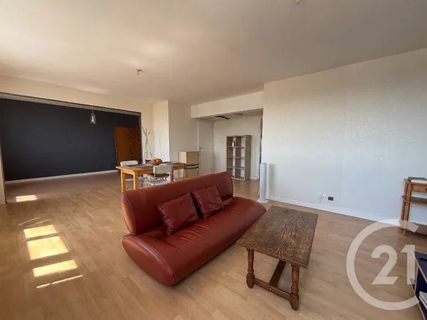 Appartement 5 pièces 93 m²