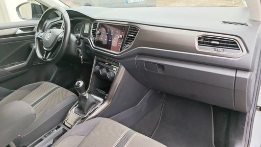 Volkswagen T-Roc 1.0 TSI 115 - Lounge – 2019 – 87254 km – Essence – Boîte Manuelle — photo 22