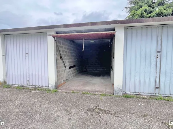 Garage Box villeurbanne Croix Luizet/Chateau Gaillard