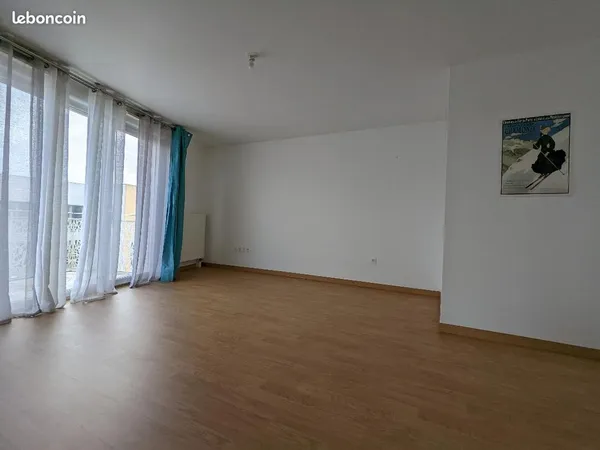 Location Appartement 3 pièces Cergy LE HAUT