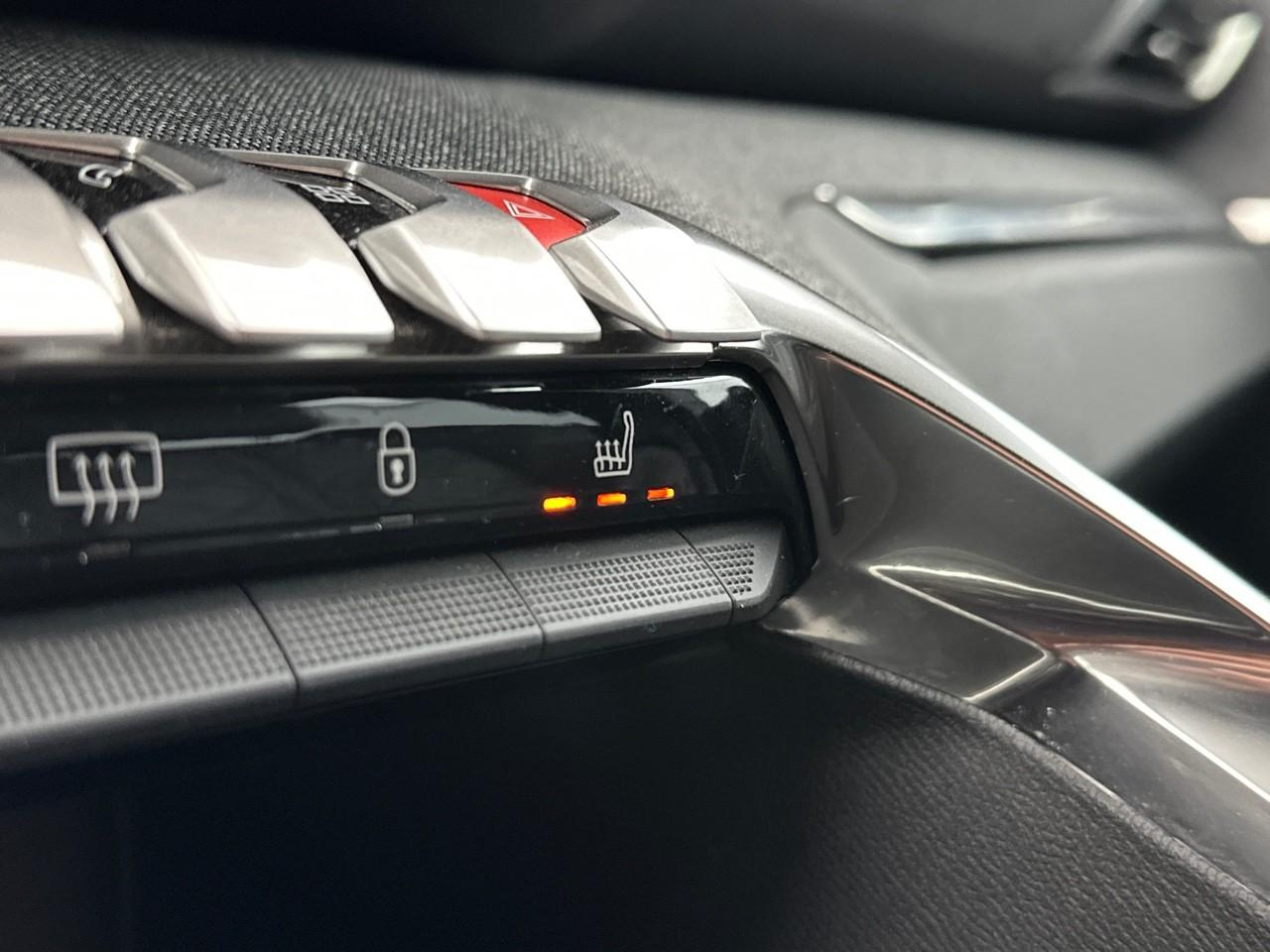 Peugeot 5008 puretech 130ch s&s eat8 allure pack — photo 28