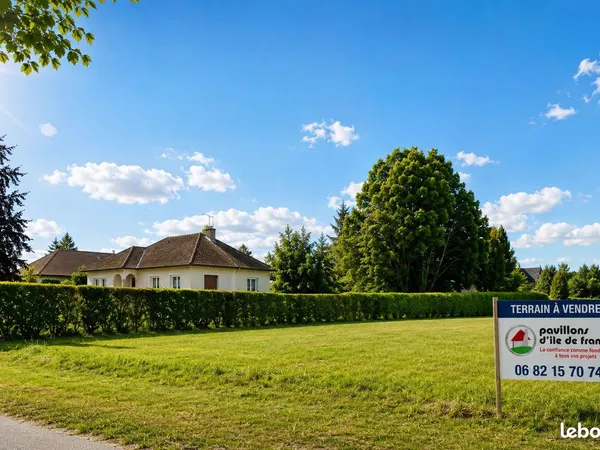 Terrain à bâtir de 800 m² à SAVEUSE (80)