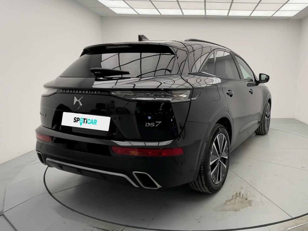 Ds Ds 7 crossback hybride rechargeable e-tense 300 eat8 4x4 opera — photo 4
