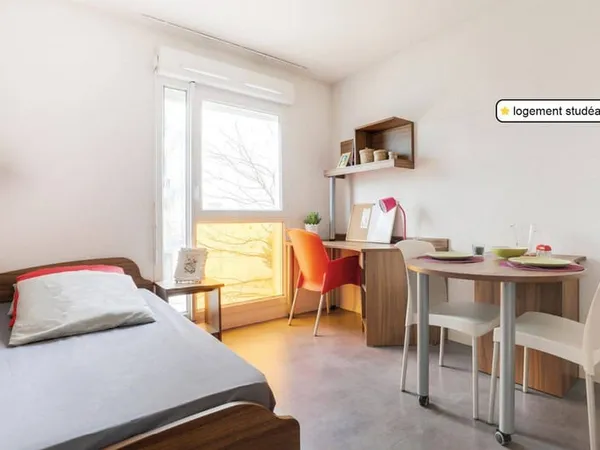 Studio 1 pièce 18 m²