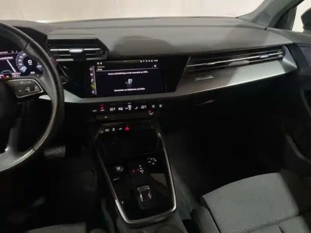 Audi A3 45 tfsie 245 s tronic 6 competition — photo 10