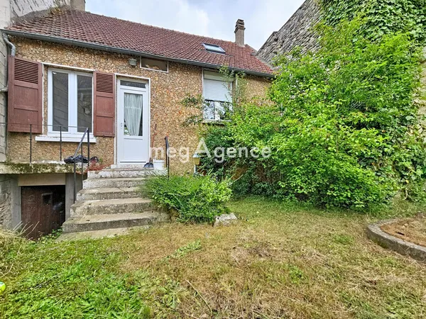MAISON DE VILLAGE BOUAFLE 72 M²