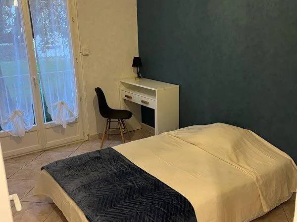 Chambre meublée location à la semaine sur villenave D'ornon