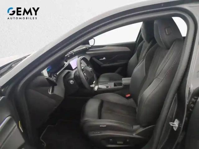 Peugeot 408 phev 225 e-eat8 — photo 9