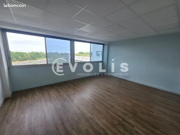Bureaux 221 m²