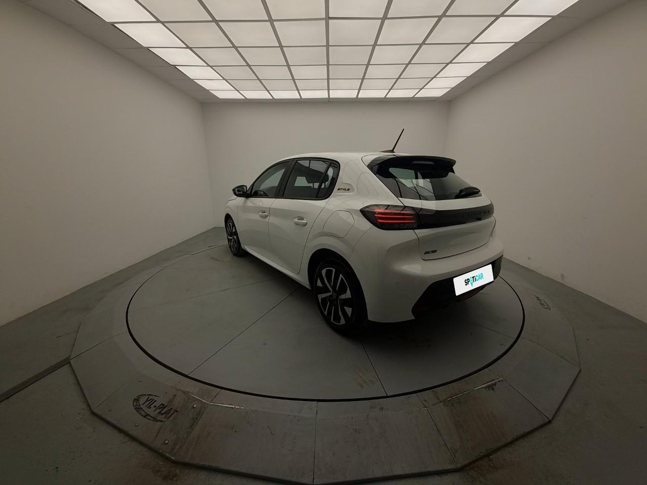 Peugeot 208 100 s&s bvm6 style — photo 3