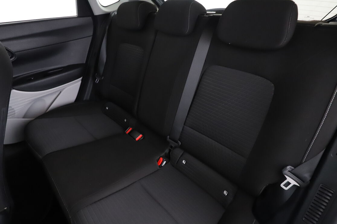 Hyundai i20 1.0 T-GDi Hybrid 48V Creative DCT-7 — photo 13