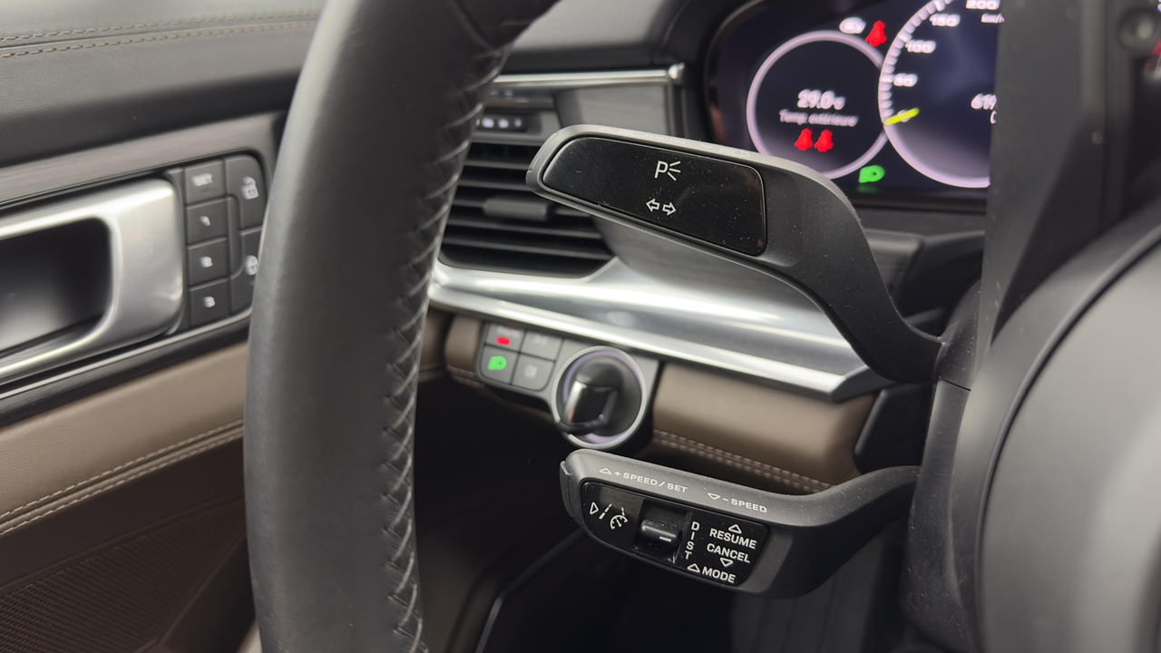 Porsche Panamera 4 V6 2.9L 462 Hybrid — photo 12