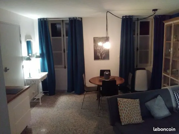 Appartement hyper centre, les Halles