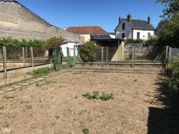 Terrain 359 m²