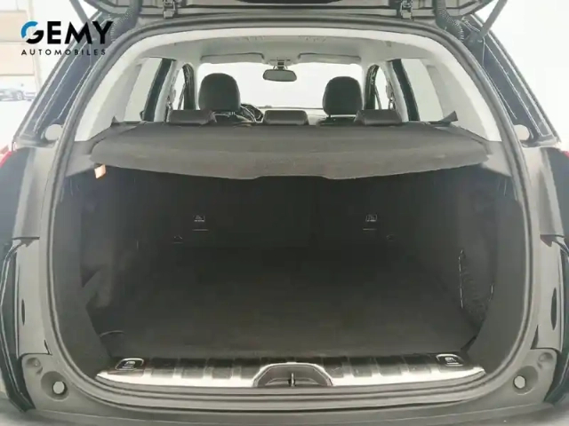Peugeot 2008 1.2 puretech 130ch s&amp;s bvm6 — photo 6