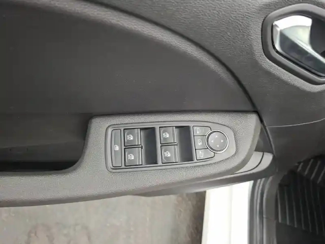 Renault Clio tce 90 — photo 27