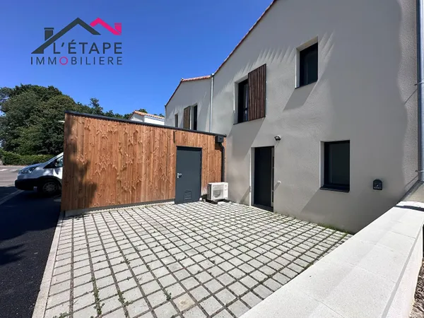 Maison plein coeur du village