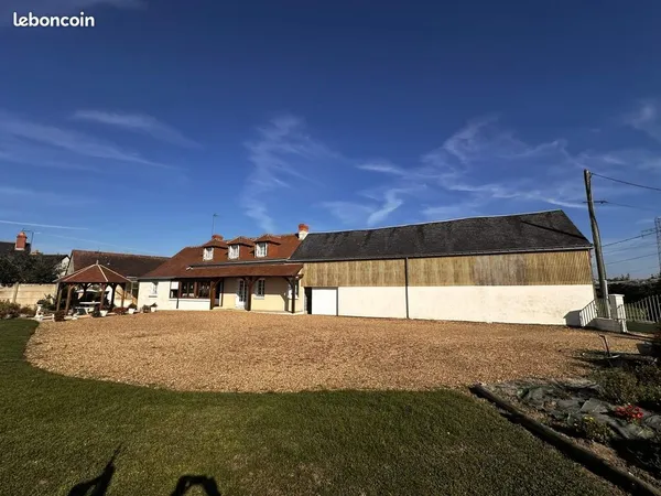 Longère 9 pièces 154 m²