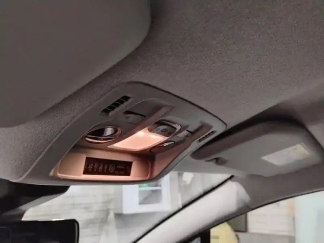 Citroën C3 puretech 83 s&amp;s bvm5 shine — photo 25