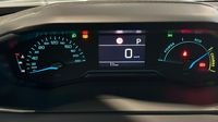 Peugeot 2008 1.2 Hybrid 145ch Style e-DCS6 — photo 9